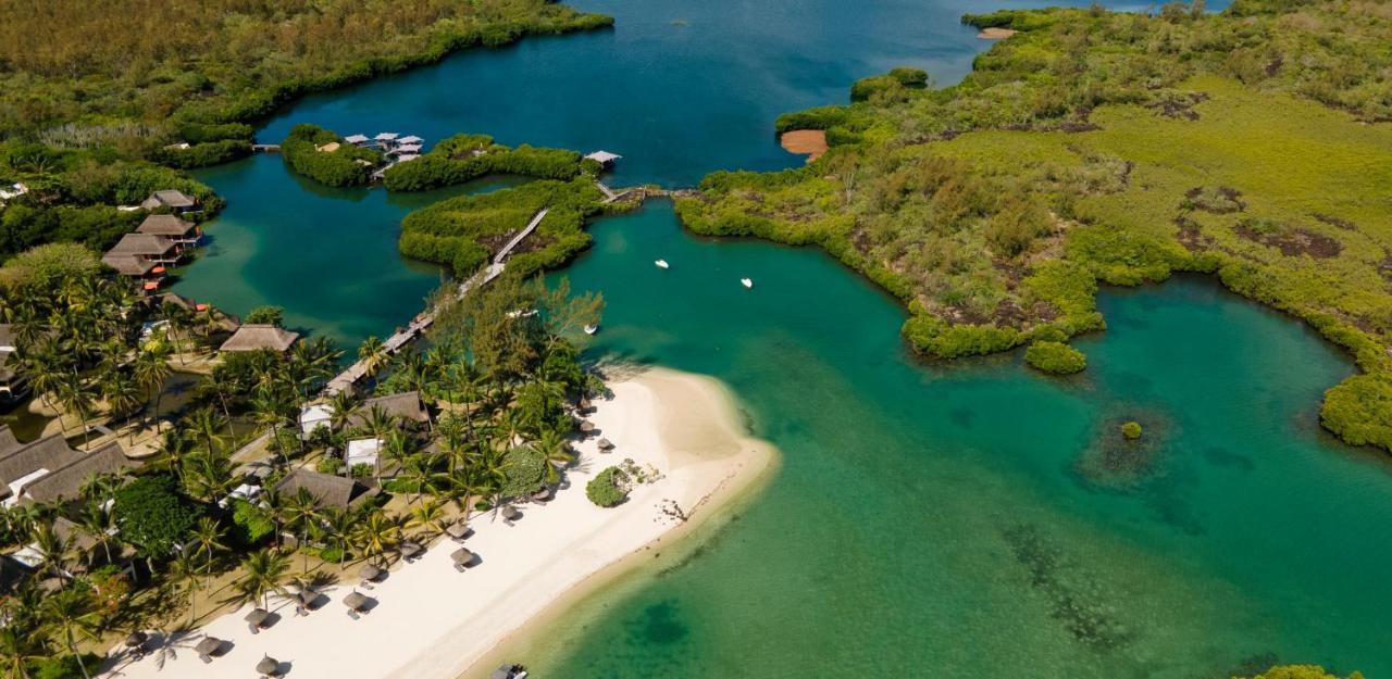 Constance Prince Maurice Poste de Flacq Екстер'єр фото Aerial view of the island
