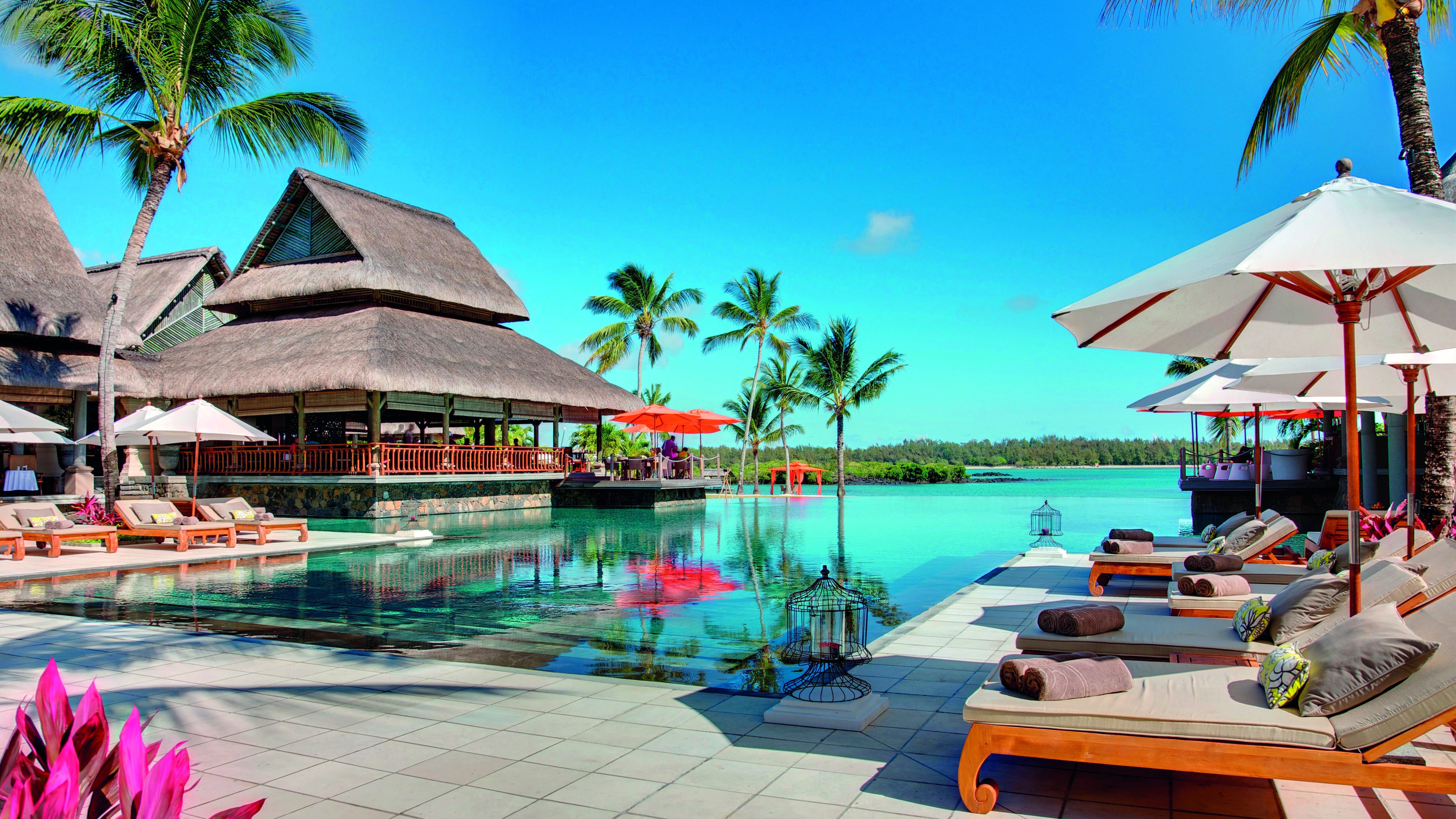 Constance Prince Maurice Poste de Flacq Екстер'єр фото The pool at the Intercontinental Resort